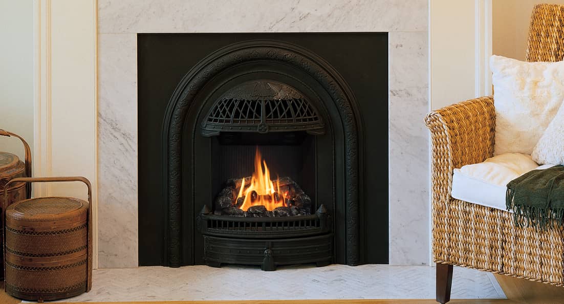 Valor Portrait Series Gas Fireplace