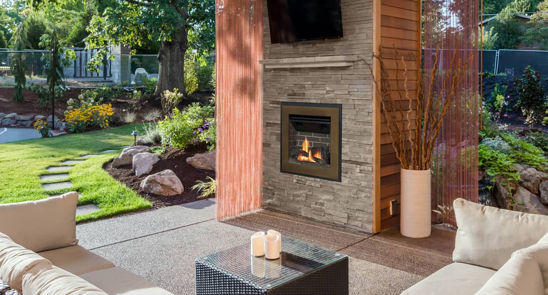 Outdoor Gas Fireplaces Serve as a Stunning Focal Point
